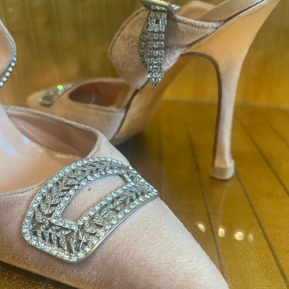 Manolo Blanik, pink rhinestone crystal buckled mule shoe high heel - Picture 5 of 16